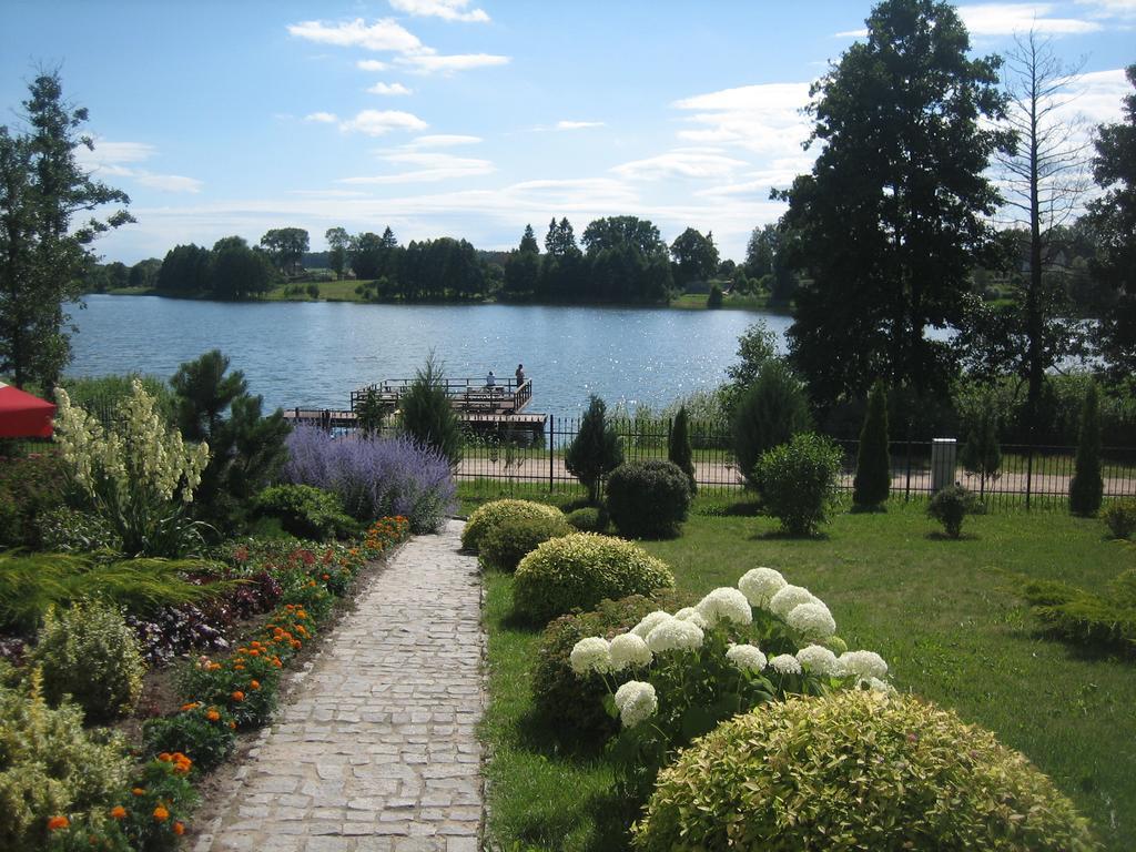 Gosciniec Rycerski Bed & Breakfast Paprotki Dış mekan fotoğraf