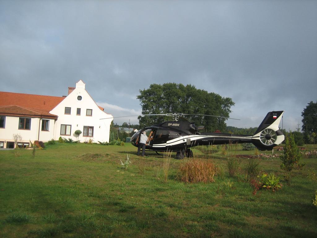 Gosciniec Rycerski Bed & Breakfast Paprotki Dış mekan fotoğraf