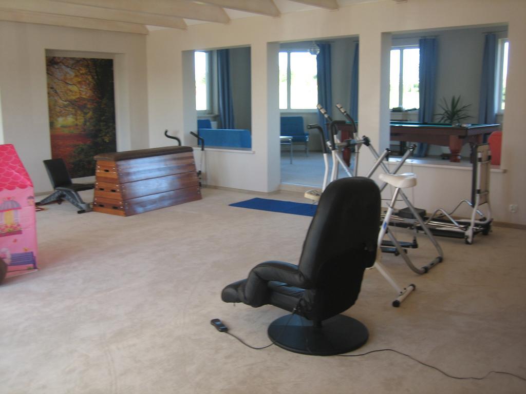 Gosciniec Rycerski Bed & Breakfast Paprotki Dış mekan fotoğraf